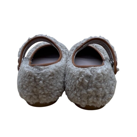 Papanatas Girls Beige Shearling Strap Closure Flat Shoes Size US 7 EU 23- New - Picture 4 of 7